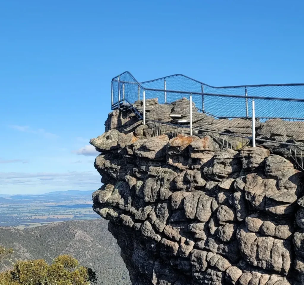 The Pinnacle Lookout